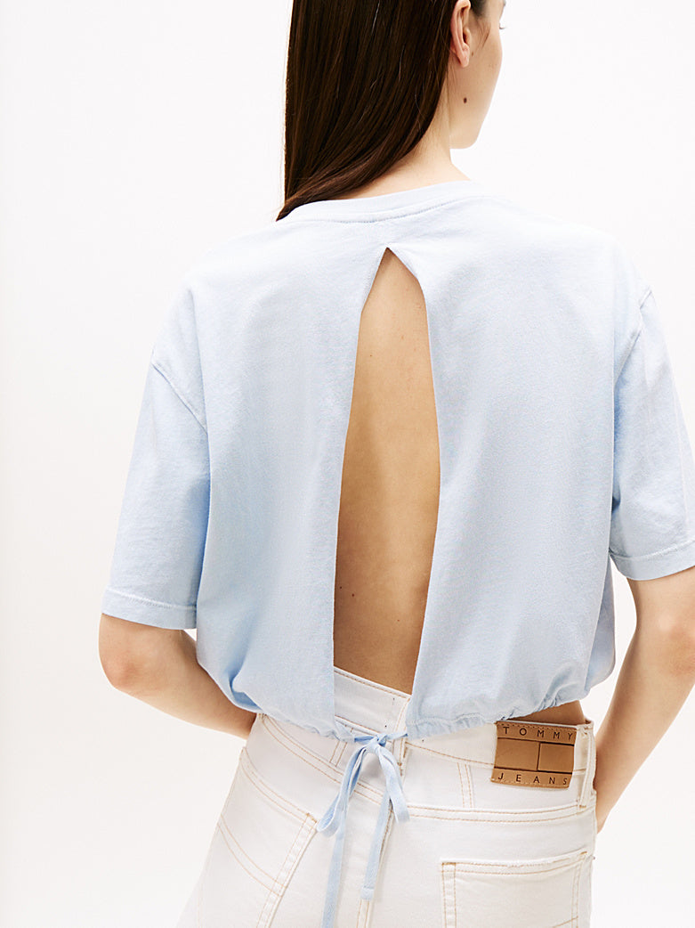 T-Shirt crop over con schiena scoperta celeste