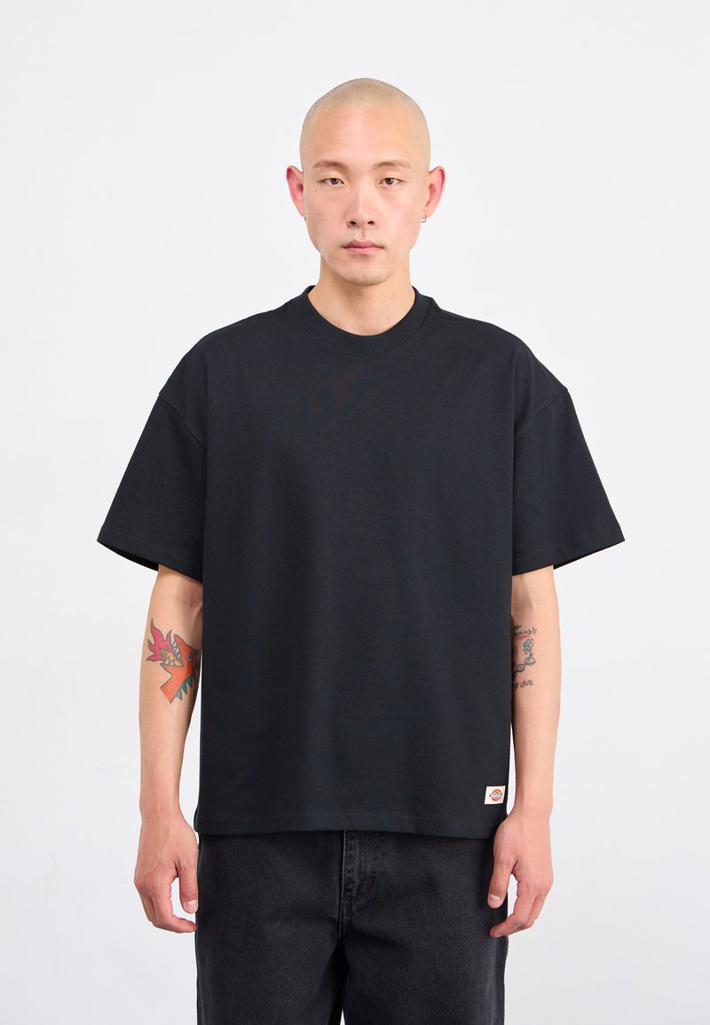 T-shirt Mineral nero