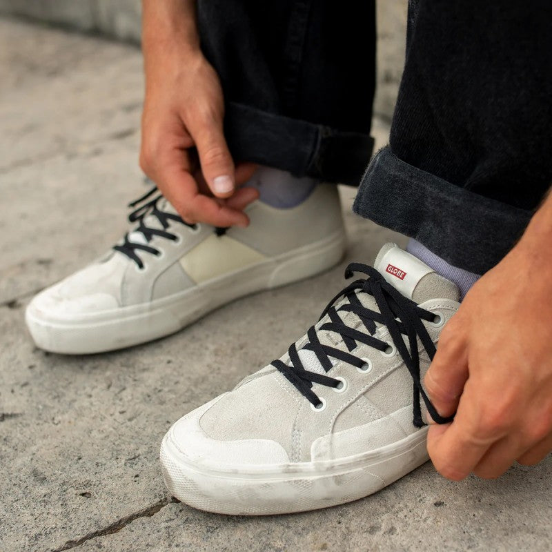 Globe Vincent Milous panna