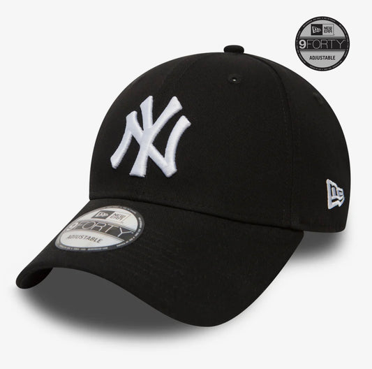 Cappellino 9FORTY New York Yankees regolabile nero/bianco