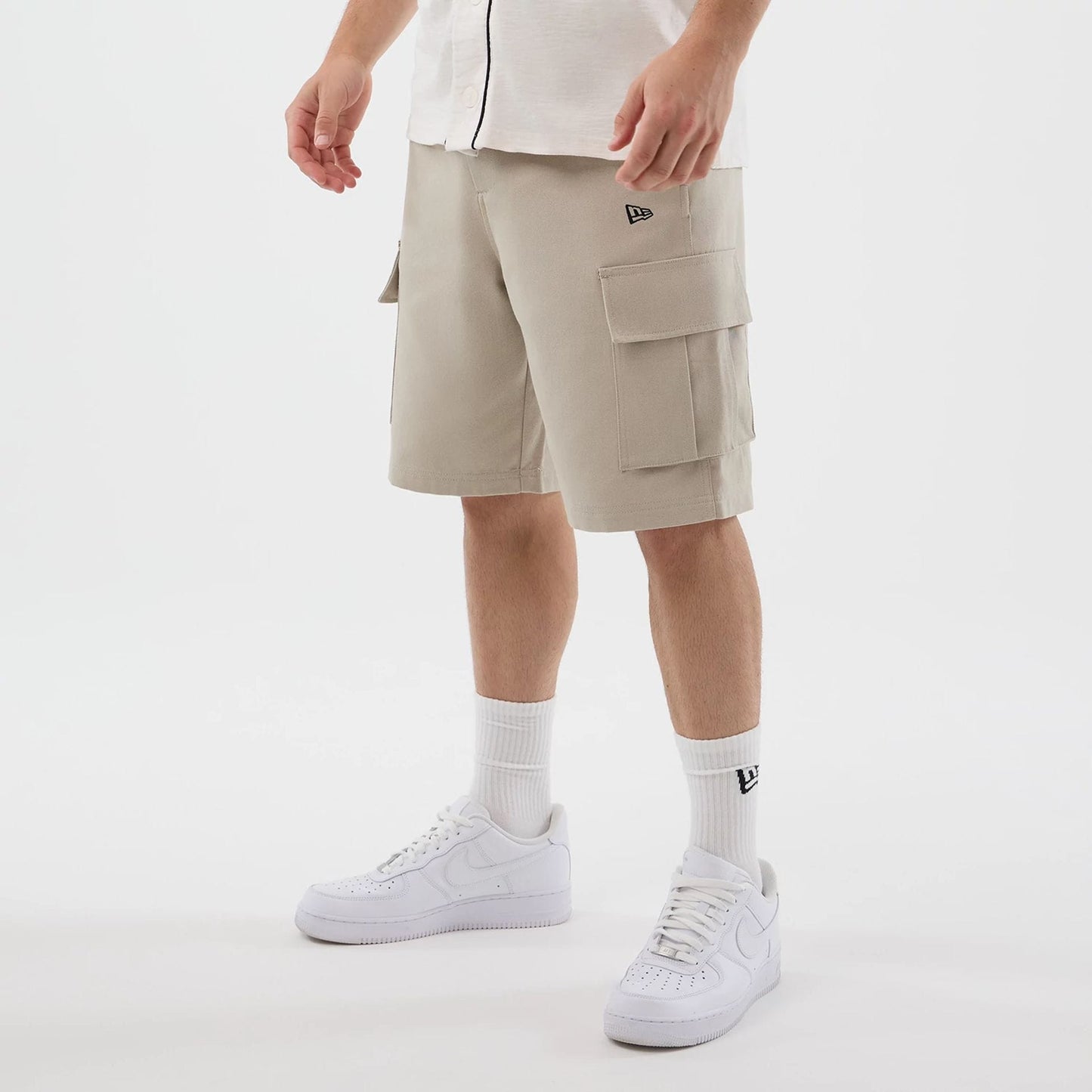 Shorts cargo sabbia