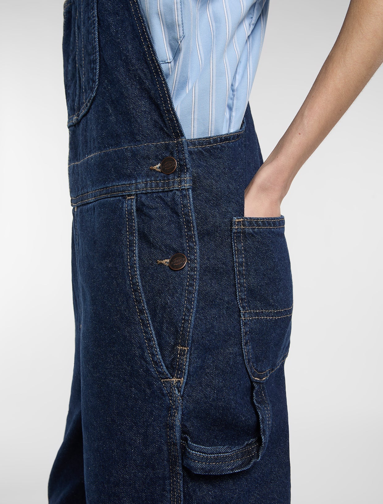 Salopette da meccanico in denim scuro