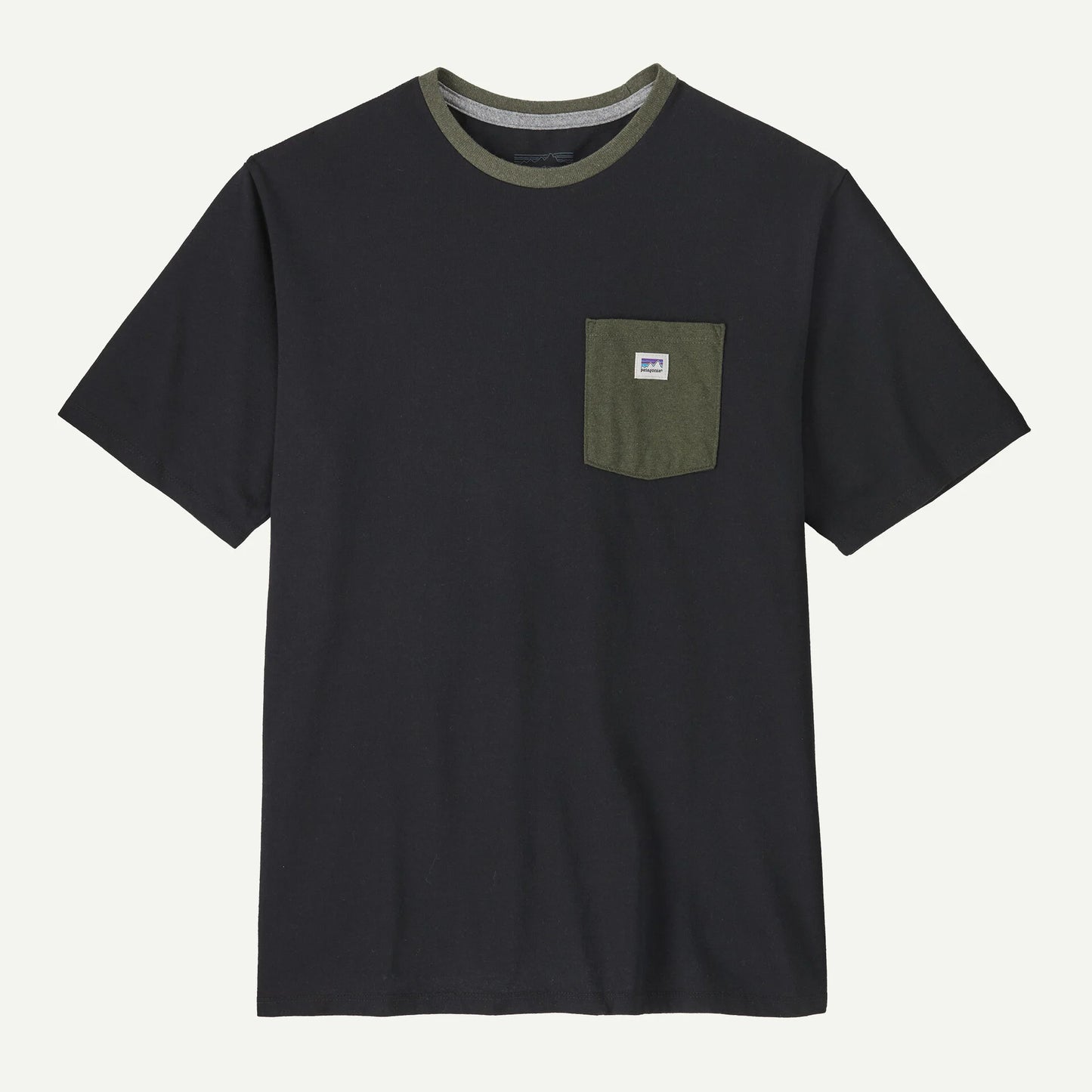 T-Shirt Shop sticker con taschino nero